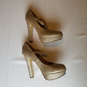 Steve Madden Gold High Heels